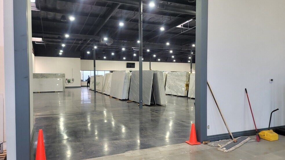 More Photos Of 1985-1985 S Santa Cruz St, Anaheim General Retail For Sale