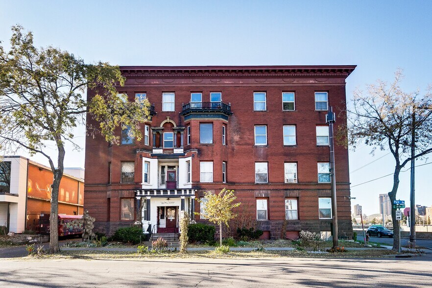 Primary Photo Of 1800 Park Ave, Minneapolis Apartments For Sale
