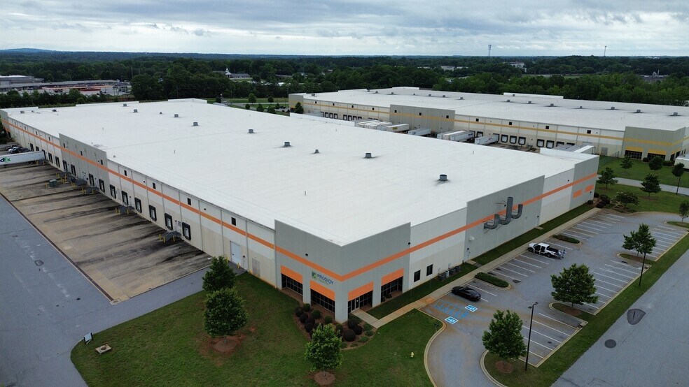 More Photos Of 2723 White Horse Rd, Greenville Distribution For Lease