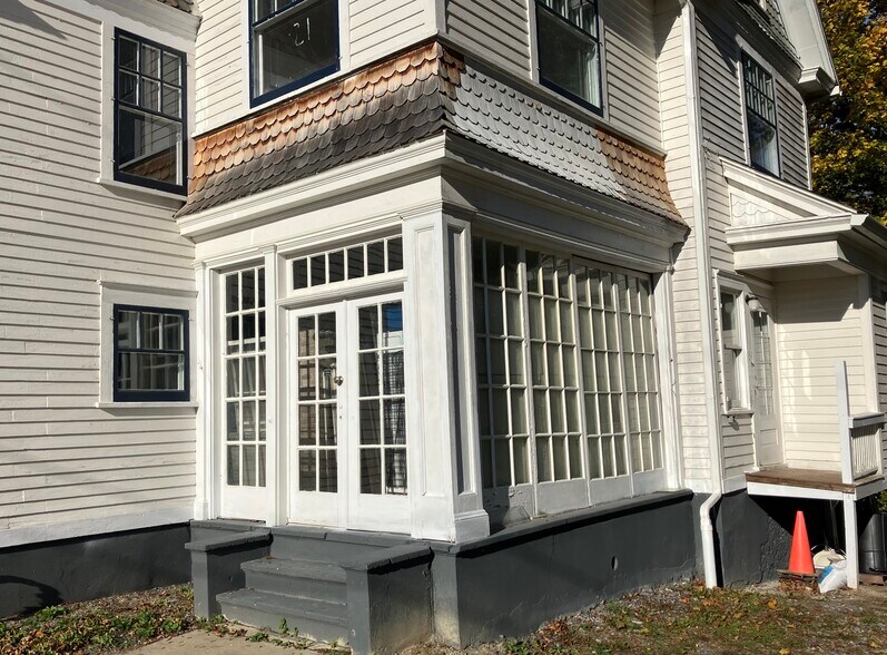 More Photos Of 54 Parkwood Blvd, Hudson Apartments For Sale