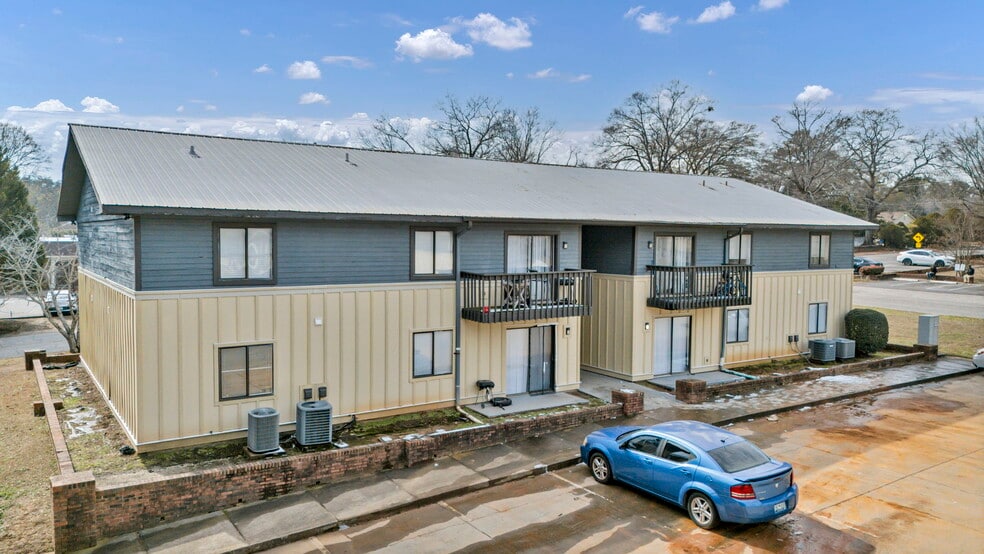 Primary Photo Of 350 Byron Rd, Columbia Apartments For Sale