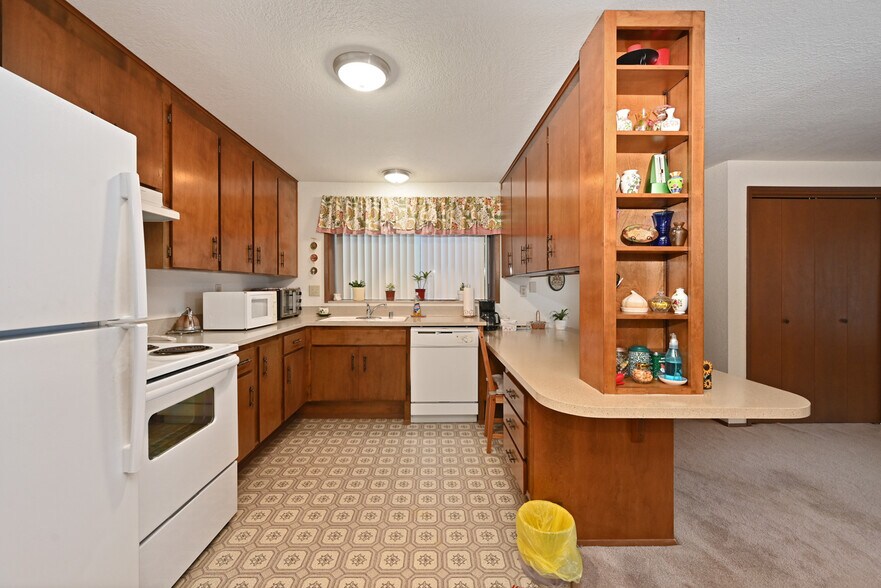 More Photos Of 3323 Oakes Ave, Everett Apartments For Sale