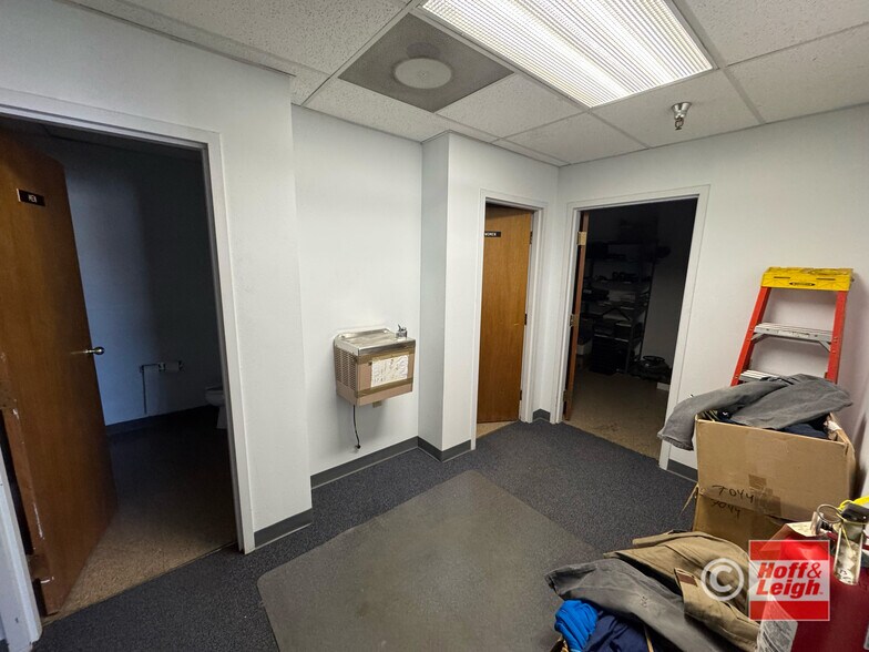 More Photos Of 2445 Wayside Ct, Colorado Springs Warehouse For Sale
