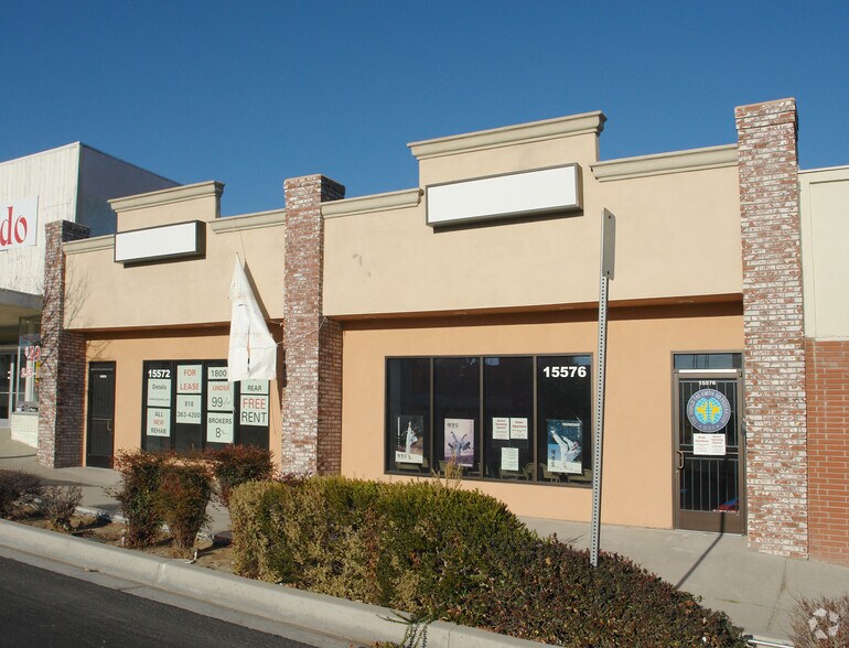 More Photos Of 15572-15576 7th St, Victorville General Retail For Sale