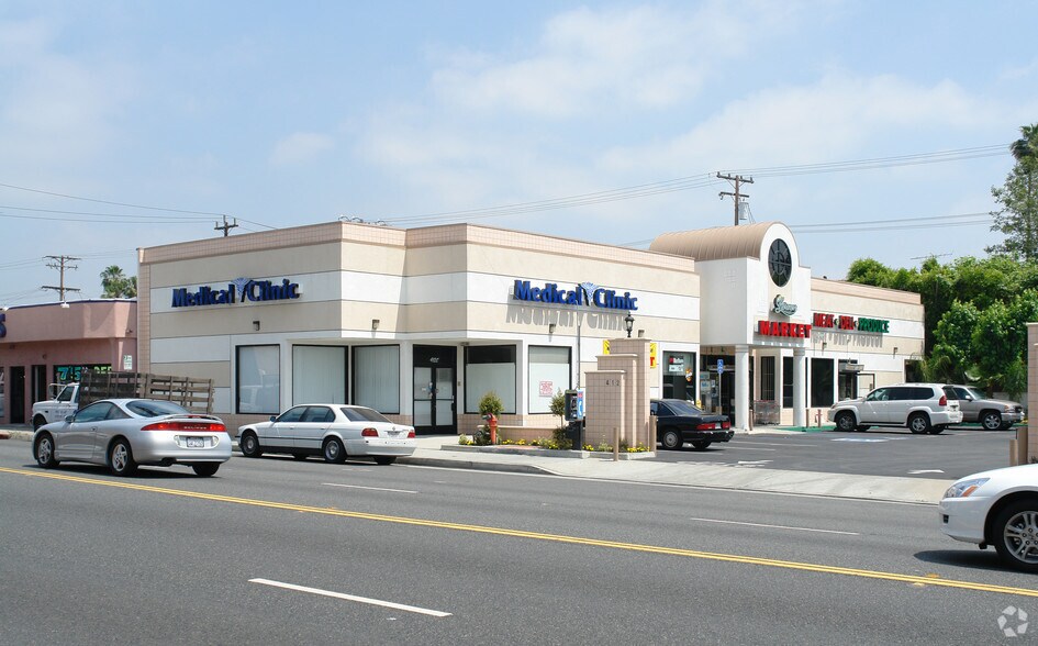 Primary Photo Of 412-418 W Colorado St, Glendale General Retail For Lease