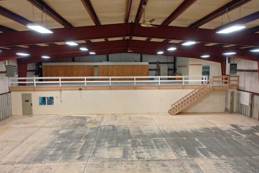 More Photos Of 17 Wilkins Peak Dr, Rock Springs Industrial For Lease