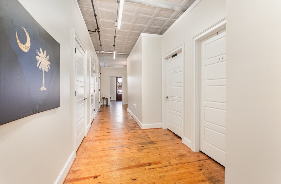 More Photos Of 101 W Main St, Union Dormitory For Sale