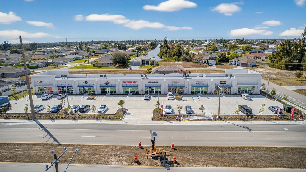 Primary Photo Of 122 Chiquita S Blvd, Cape Coral Freestanding For Lease