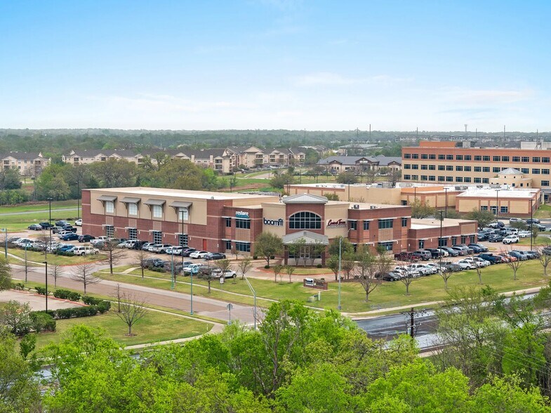 More Photos Of 3121 University Dr E, Bryan Medical For Lease