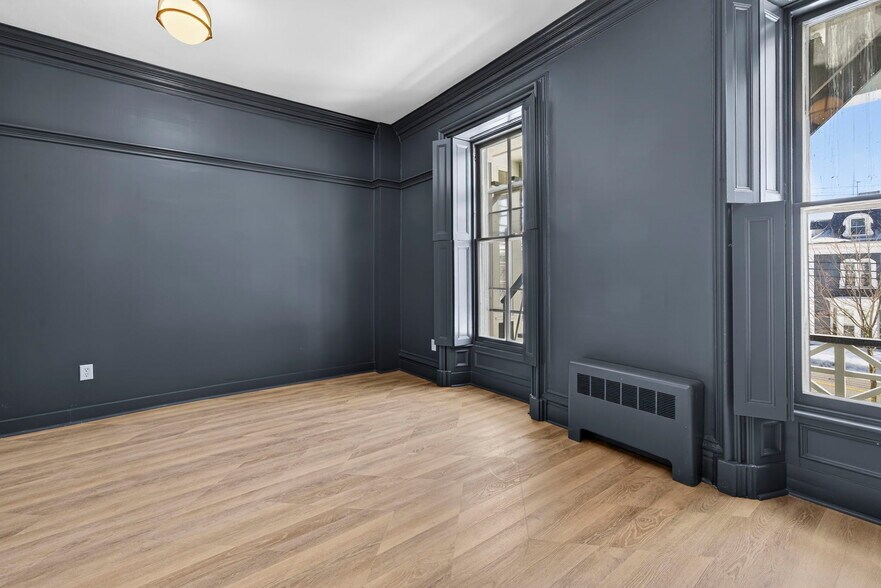 More Photos Of 86 Summer St, Haverhill Apartments For Sale