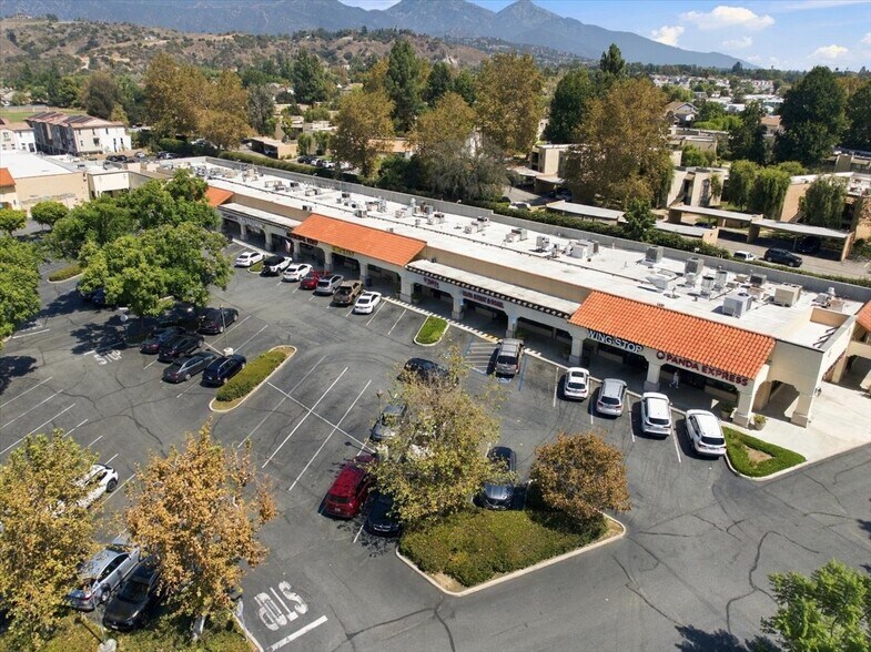 More Photos Of 2345 Foothill Blvd, La Verne Restaurant For Lease