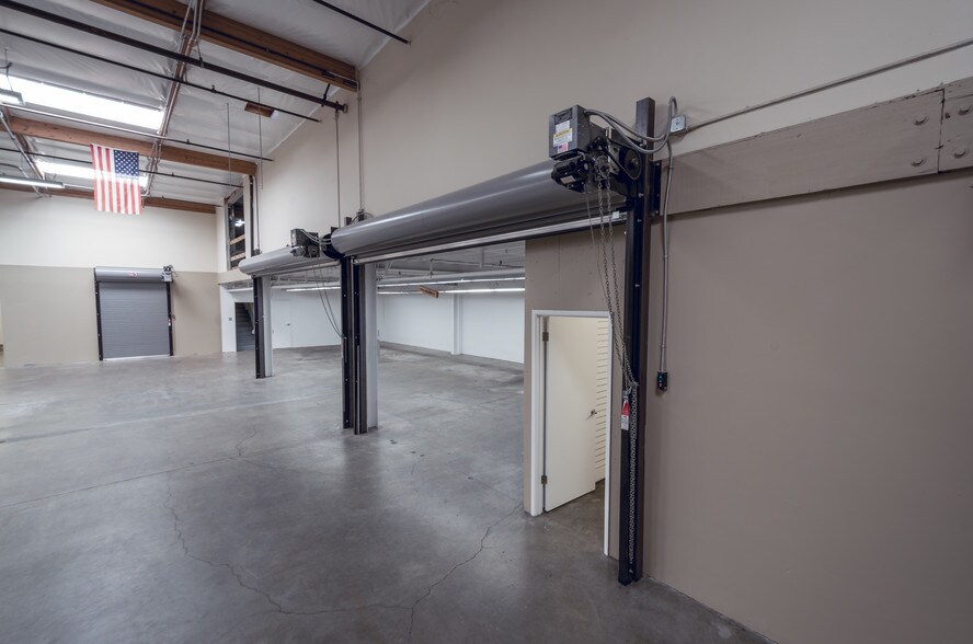 More Photos Of 901 Shasta St, Redwood City Warehouse For Lease