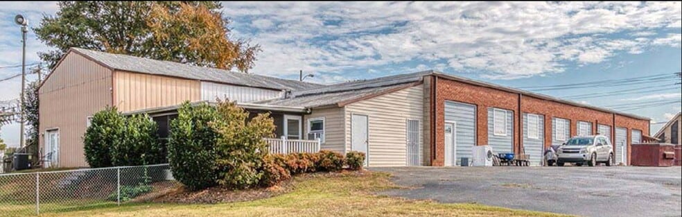 More Photos Of 116 Massey St, Fort Mill Flex For Sale