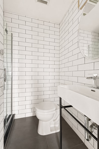 More Photos Of 158 Newton St, Brooklyn Apartments For Sale