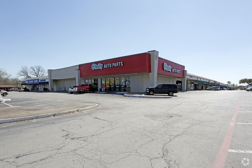 More Photos Of 1502-1540 New York Ave, Arlington Unknown For Lease