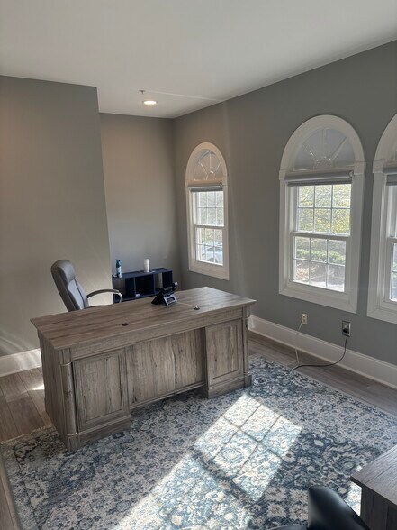 More Photos Of 321 Billingsly Ct, Franklin Office For Lease