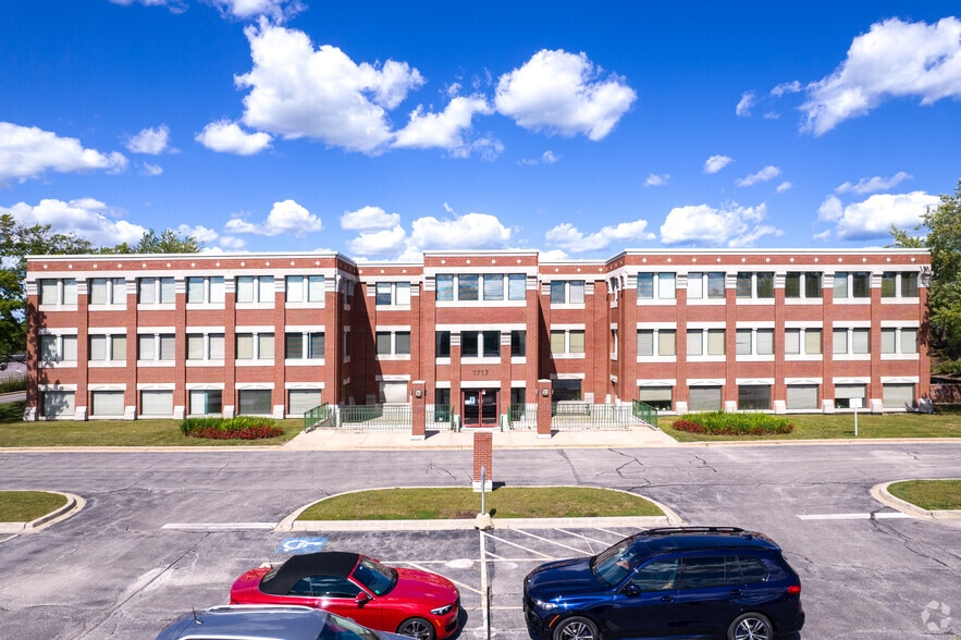 More Photos Of 1717 Deerfield Rd, Deerfield Office For Lease