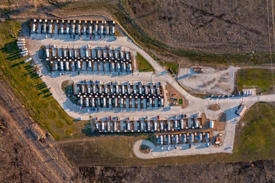 More Photos Of 4706 George Owens Rd, Ponder Trailer Camper Park For Sale