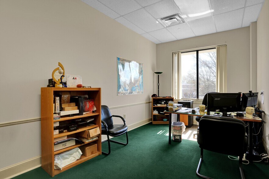 More Photos Of 7375 Adrianne Pl, Bartlett Light Distribution For Sale