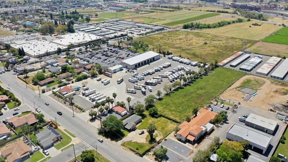 More Photos Of 12438 Michigan St, Grand Terrace Contractor Storage Yard For Sale