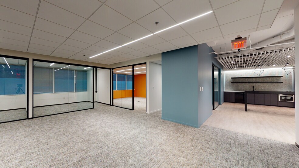 More Photos Of 5335 Wisconsin Ave NW, Washington Office For Lease