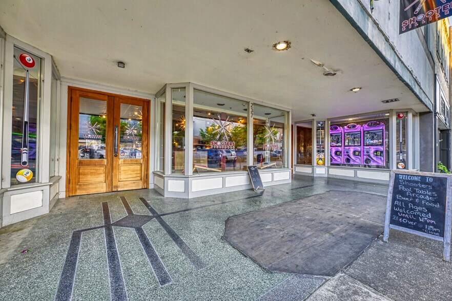 More Photos Of 237-245 Broad St, Kingsport Storefront For Sale