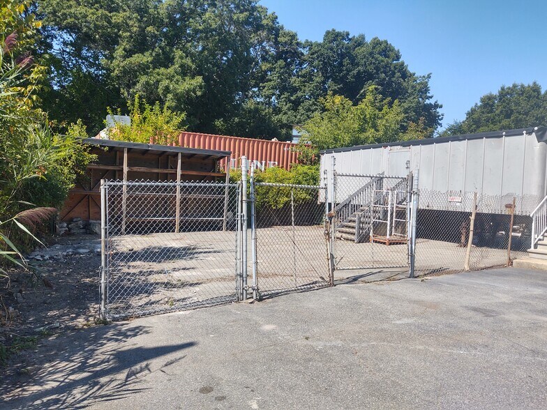 More Photos Of 170 Main St, North Reading Office For Lease