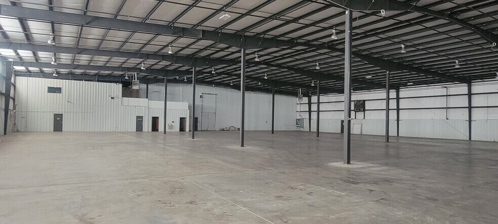 More Photos Of 26455 Newbanks Rd, Abingdon Distribution For Sale