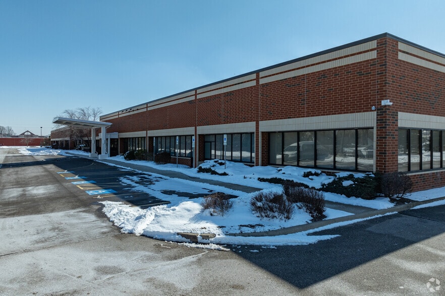 More Photos Of 7570 Northcliff Ave, Brooklyn Flex For Lease