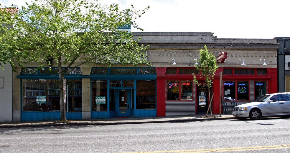 More Photos Of 8414 Greenwood Ave N, Seattle General Retail For Sale