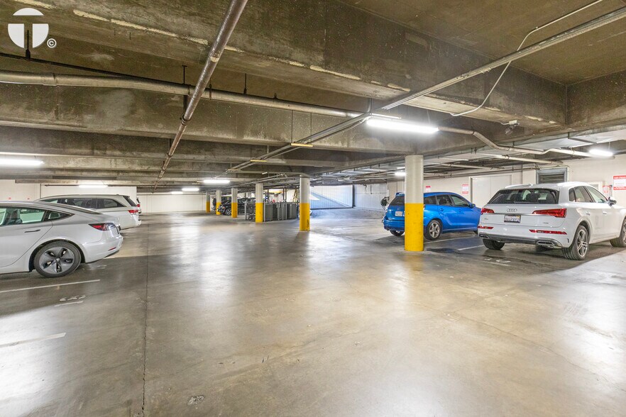 More Photos Of 2401-2407 J St, Sacramento Loft Creative Space For Lease