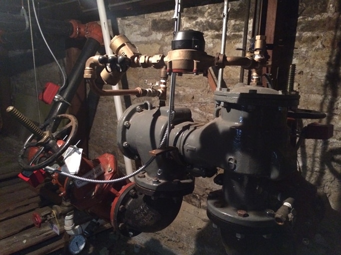 More Photos Of 141 S Batavia Ave, Batavia Storefront Retail Residential For Lease