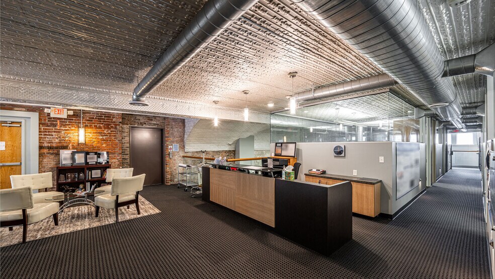 More Photos Of 632 Russell St, Covington Research And Development For Sale