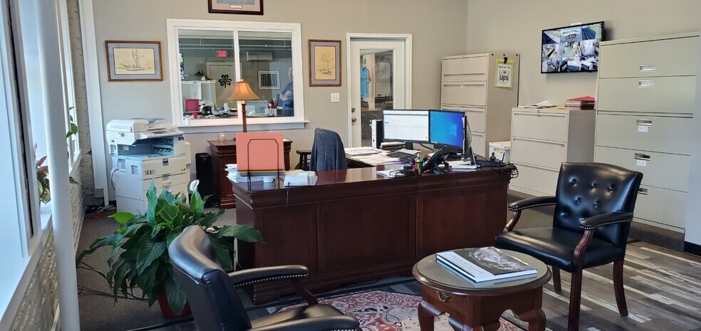 More Photos Of 111 Olive St, Salisbury Warehouse For Sale