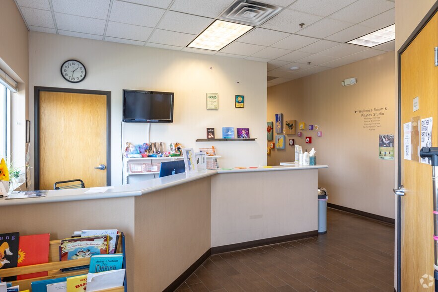 More Photos Of 3001 Industrial Ln, Broomfield Research And Development For Lease