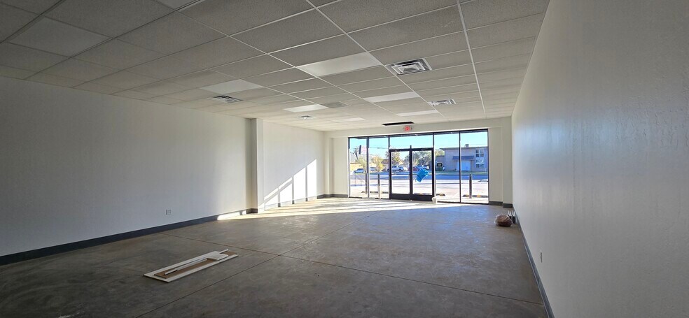 More Photos Of 1341 SW 59th St, Oklahoma City General Retail For Lease