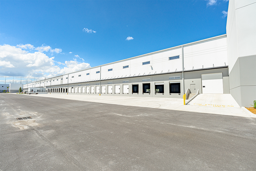 More Photos Of 311 Racetrack Loop, Pompano Beach Unknown For Lease