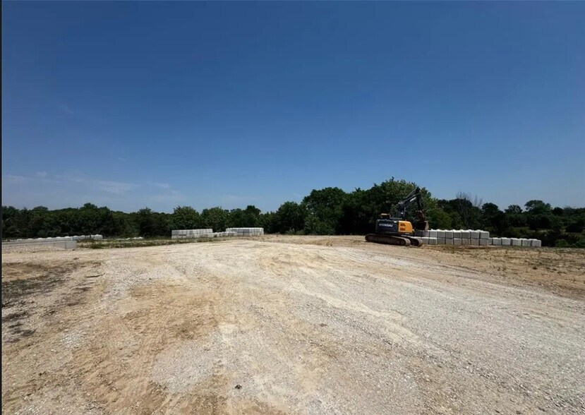 More Photos Of 19199 Quarry Rd, Warrenton Service For Sale