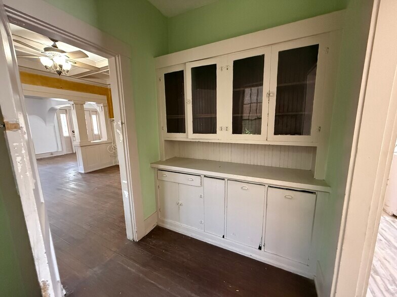 More Photos Of 1314 Magoffin Ave, El Paso Office Residential For Sale