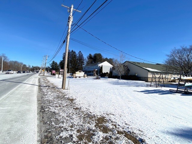 More Photos Of 122 Saratoga Rd, Schenectady General Retail For Sale