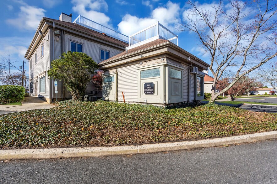 More Photos Of 1 Dag Hammarskjold Blvd, Howell Office For Sale