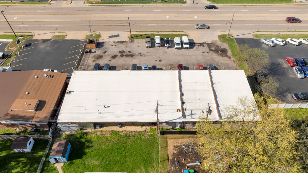 More Photos Of 10234 Lincoln Trl, Fairview Heights General Retail For Sale