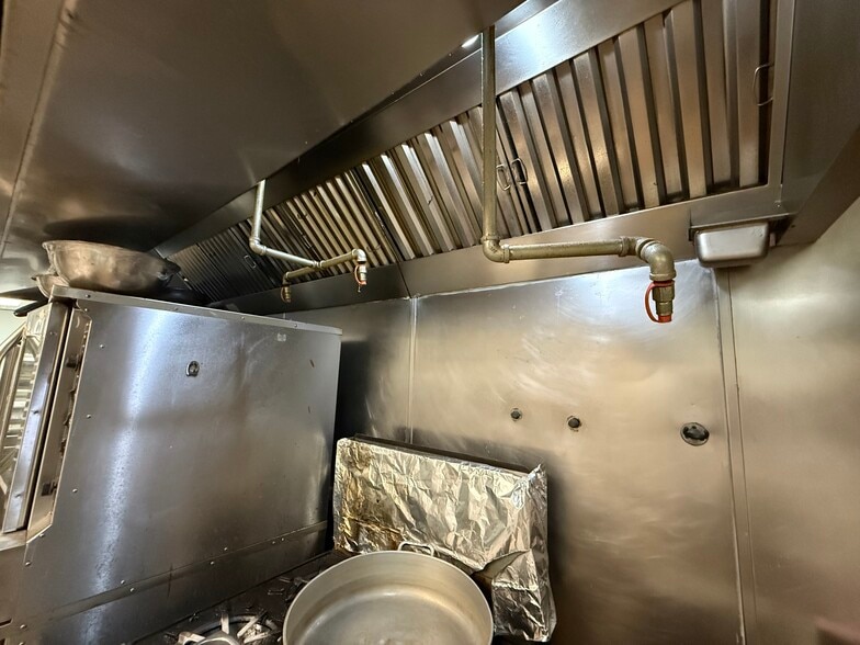 More Photos Of 4308 E Main St, Mesa Restaurant For Lease