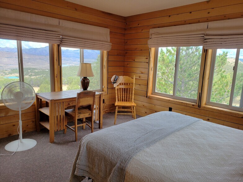 More Photos Of 50158 Eagles Way, Mesa Hospitality For Sale