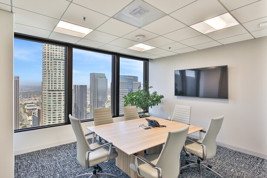 More Photos Of 707 Wilshire Blvd, Los Angeles Office For Lease