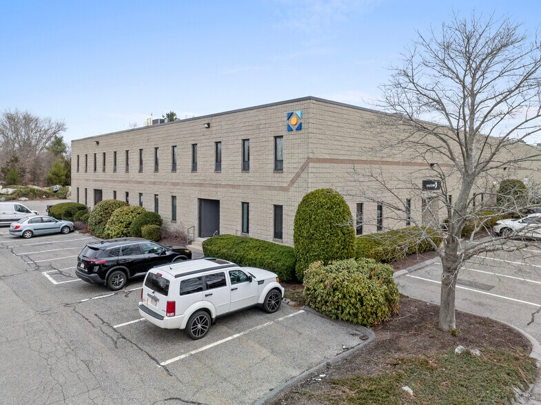 More Photos Of 960R Turnpike St, Canton Light Manufacturing For Lease