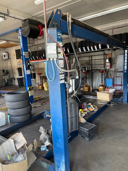More Photos Of 203 Sparta St, McMinnville Service Station For Sale