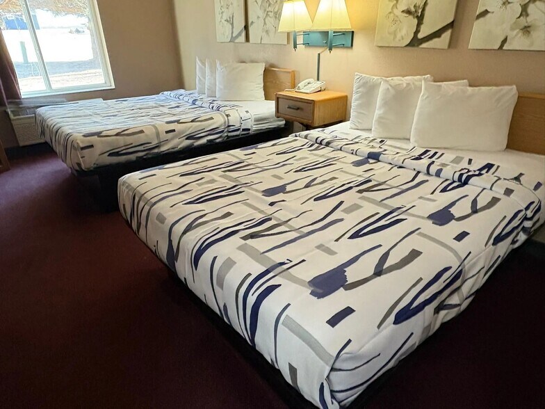 More Photos Of 288 US Highway 14 W, De Smet Hotel For Sale