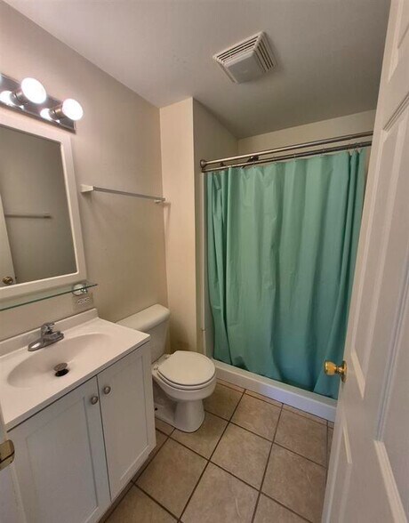 More Photos Of 5917 Plank Rd, Peoria Multifamily For Sale