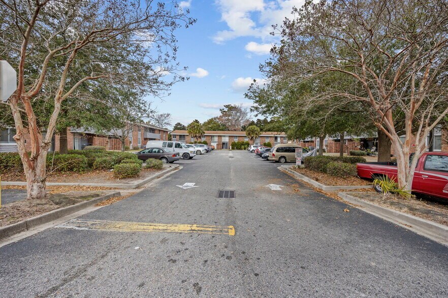 More Photos Of 501 38th Ave N, Myrtle Beach Apartments For Sale